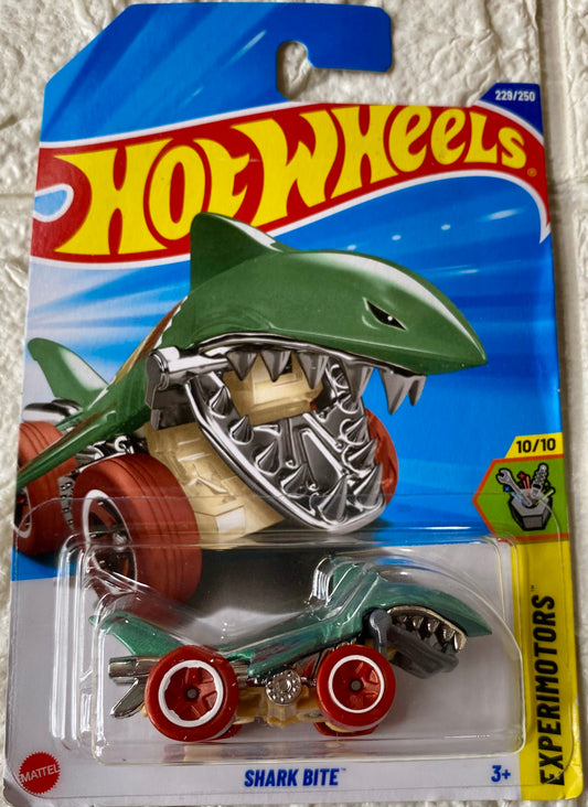 SHARK BITE™ Treasure Hunt