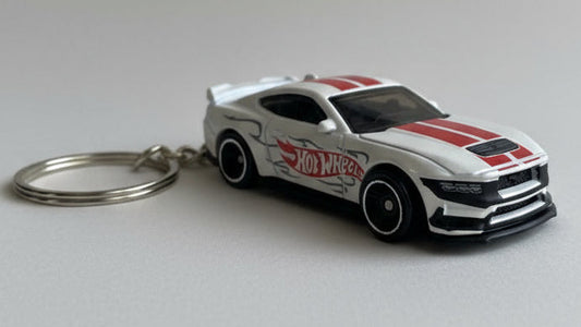FORD MUSTANG DARK HORSE KEYCHAIN