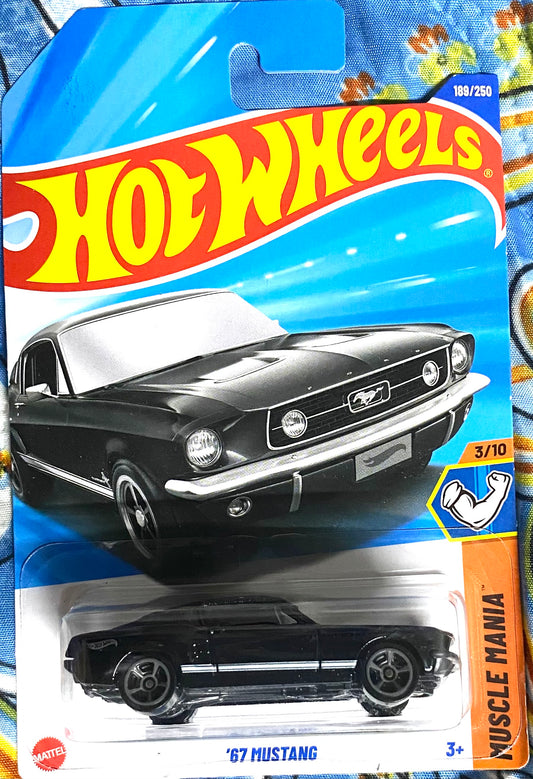 '67 MUSTANG