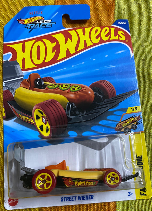 STREET WIENER™