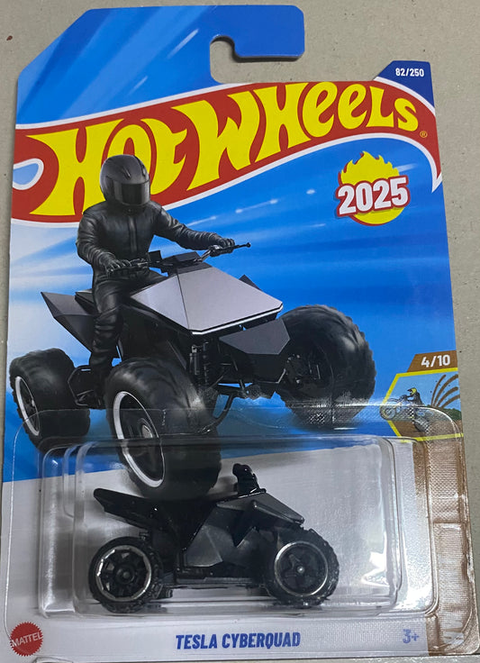 TESLA CYBERQUAD