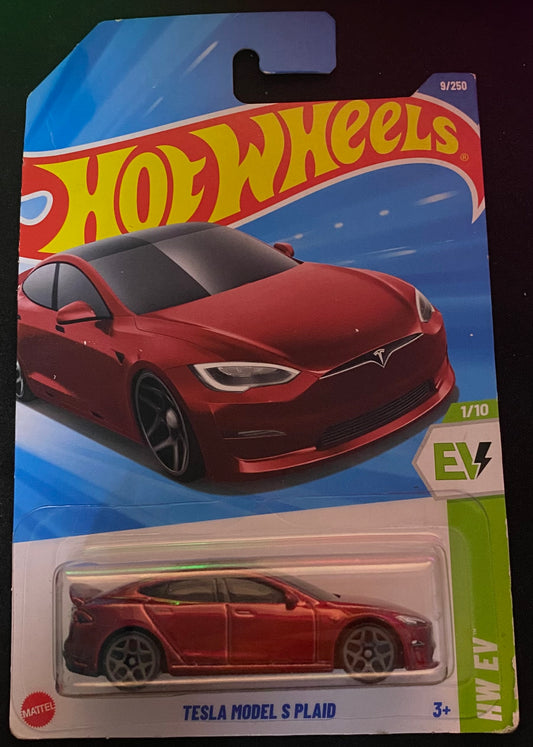 TESLA MODEL S PLAID