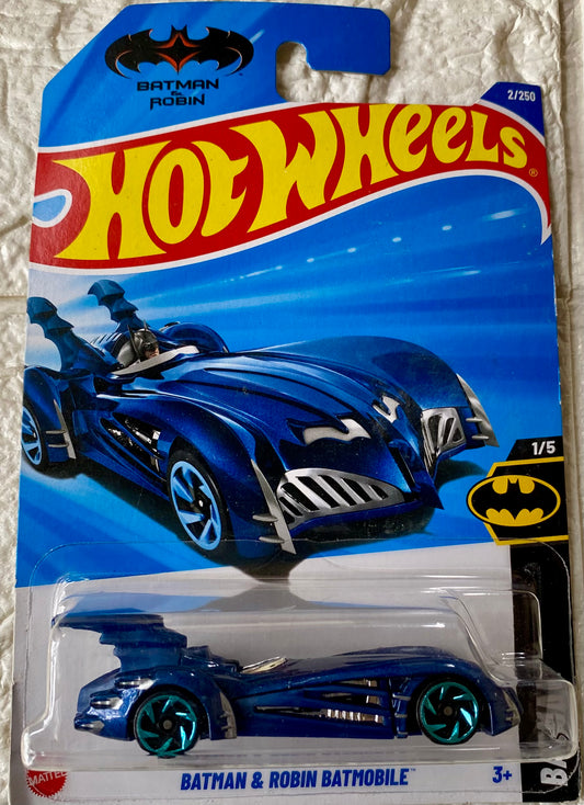 BATMAN & ROBIN BATMOBILE™