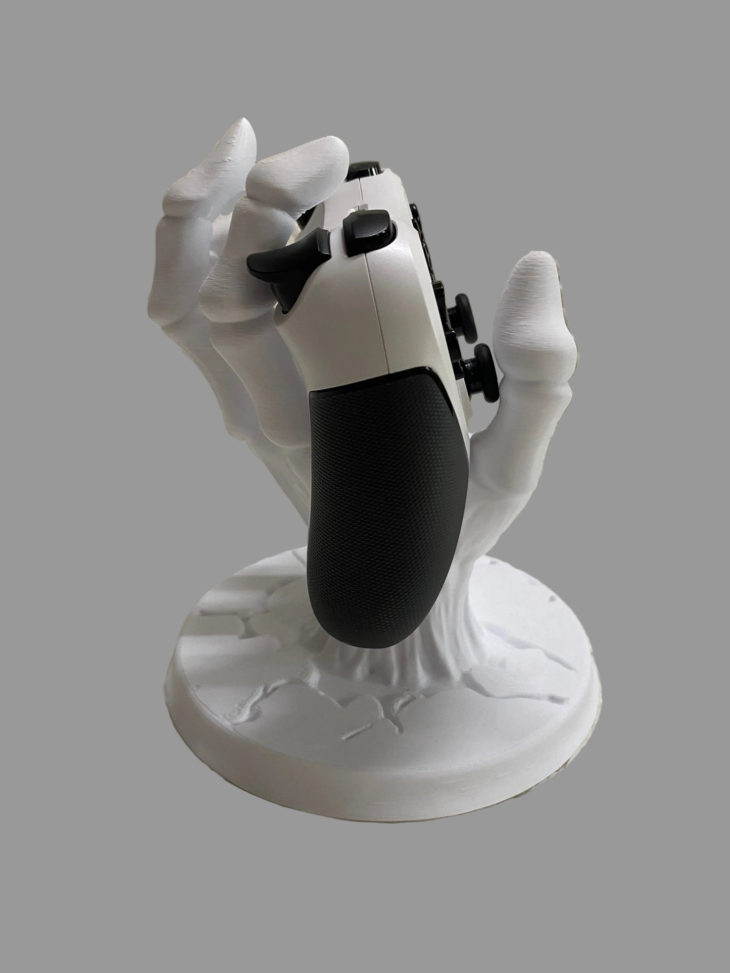 Grim Reaper Skeleton Hand Controller Holder Stand | Universal PS5, PS4, Xbox & Nintendo Switch Controller Display | 3D Printed Gaming Desk Organizer
