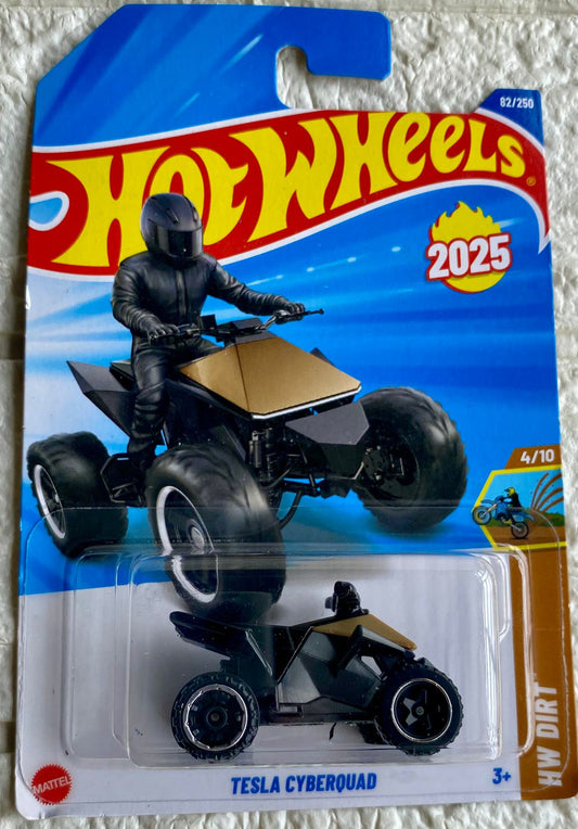 TESLA CYBERQUAD