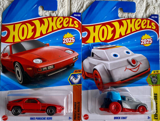 PACK OF 2 - 1983 PORSCHE 928S AND QUICK CHAT™