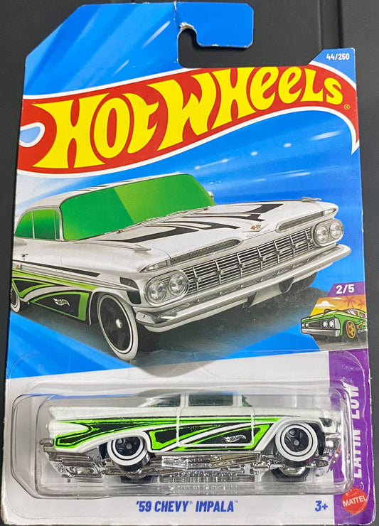 '59 CHEVY" IMPALA" ( Minor card damage )